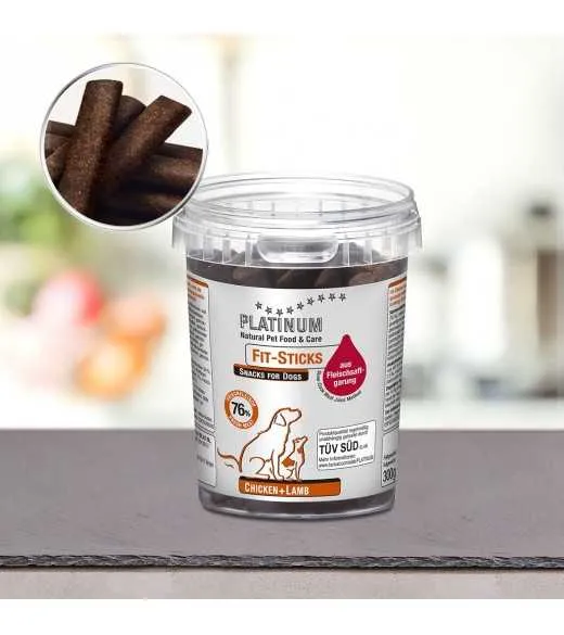 12 stk PLATINUM Fit-Stick Kylling og Lam 300 gram PLATINUM snack stænger af det bedste kød fra frisk slagtet kylling og lam, ude 12 stk PLATINUM Fit-Stick Kylling og Lam 300 gram PLATINUM snack stænger af det bedste kød fra frisk slagtet kylling og lam, ude